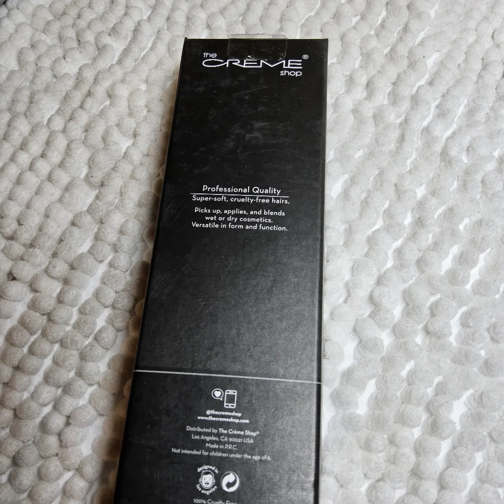 Kabuki Brush